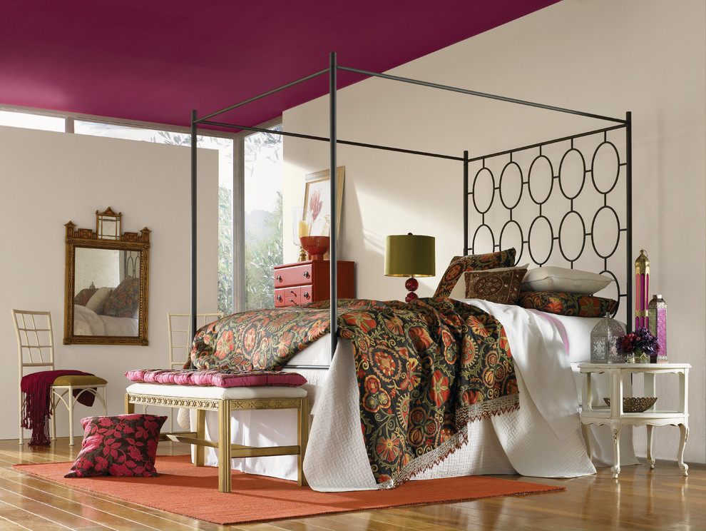 Inspiration for a timeless bedroom remodel in Columbus