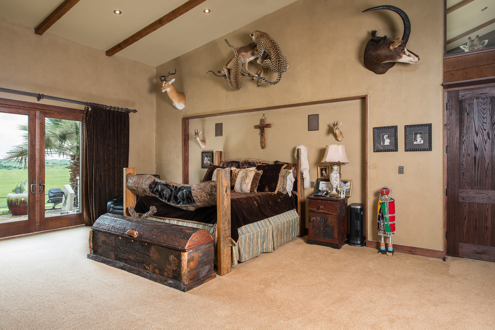 Bedroom - southwestern bedroom idea in Dallas