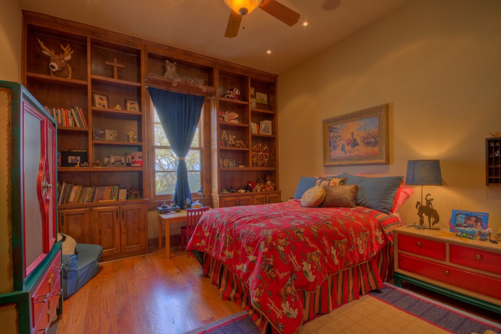 Design ideas for a classic bedroom in Austin.