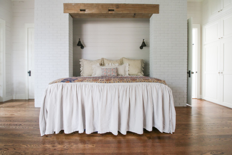 Inspiration for a farmhouse bedroom in Austin.
