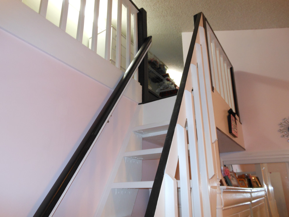 Holy Walk-in Closet! - Functional stairs lead to new walk-in closet