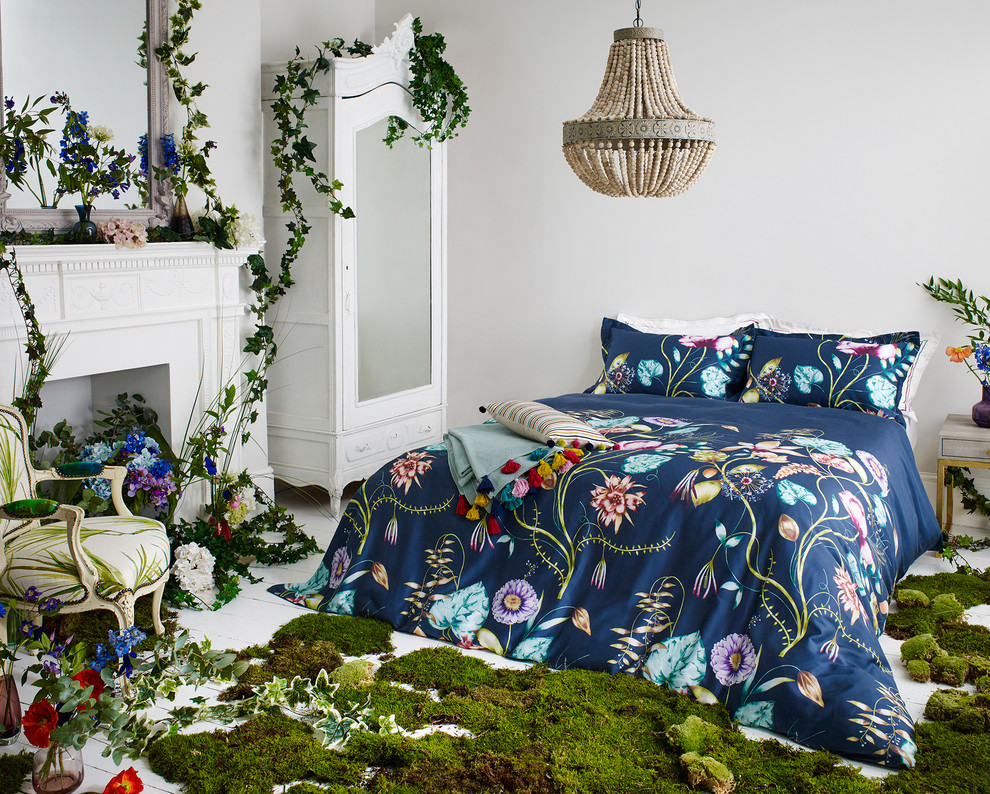 Bedroom - scandinavian bedroom idea in London