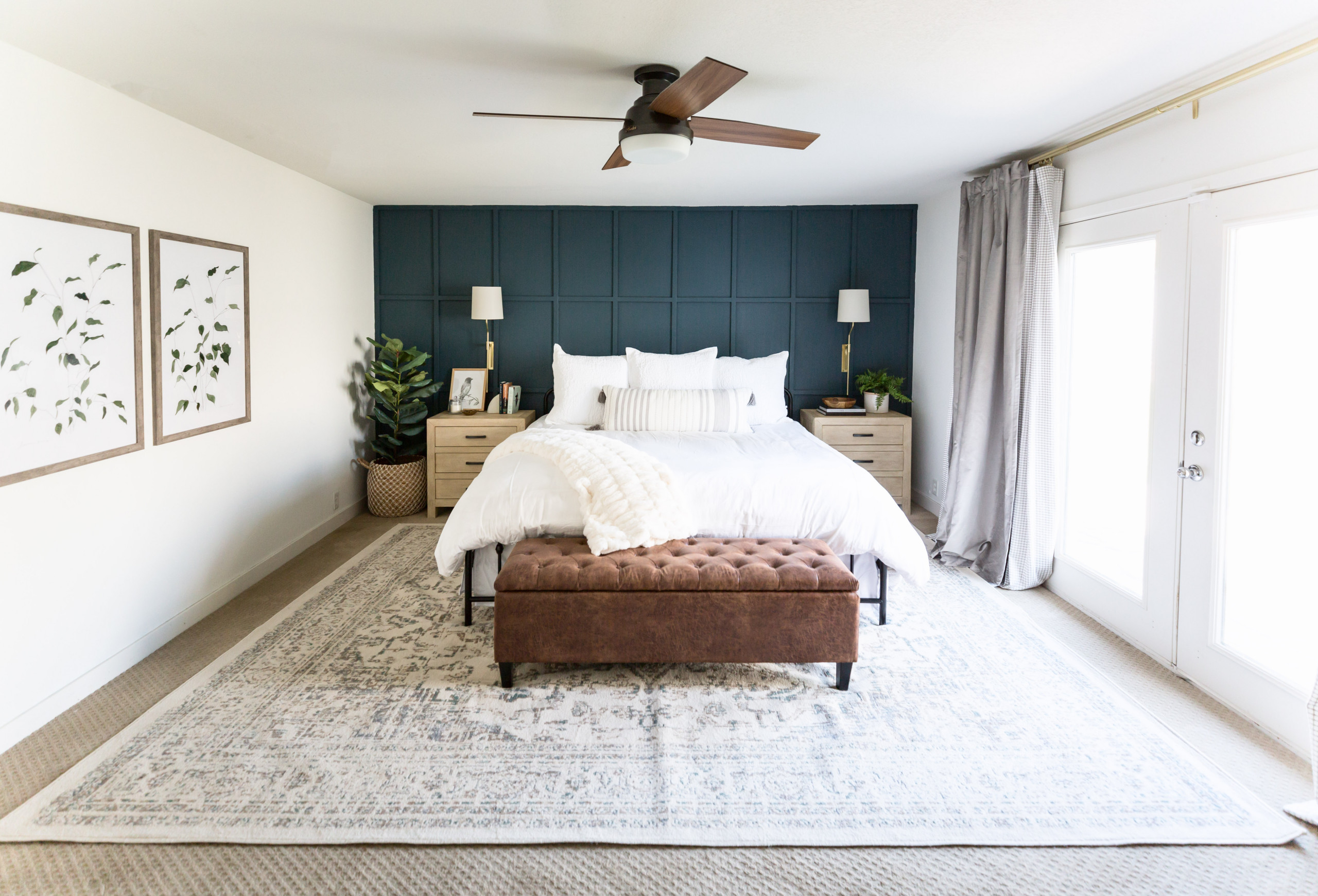 75 Beautiful Farmhouse Bedroom Pictures Ideas August 2021 Houzz