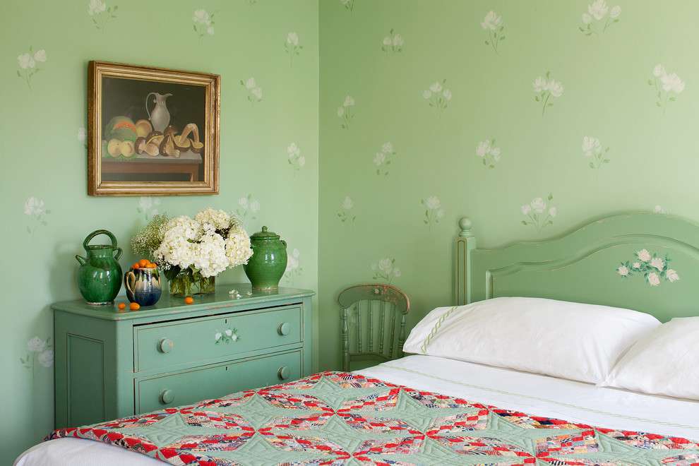 ワシントンD.C.にあるトラディショナルスタイルのおしゃれな寝室
