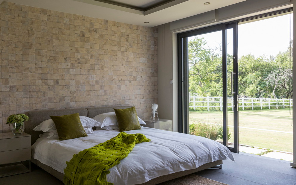 Источник вдохновения для домашнего уюта: спальня в скандинавском стиле с бежевыми стенами