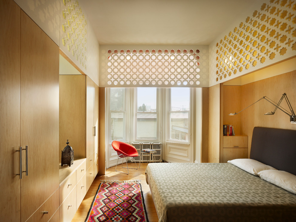 House in Fairmount/Art Museum Mediterranean Bedroom Philadelphia