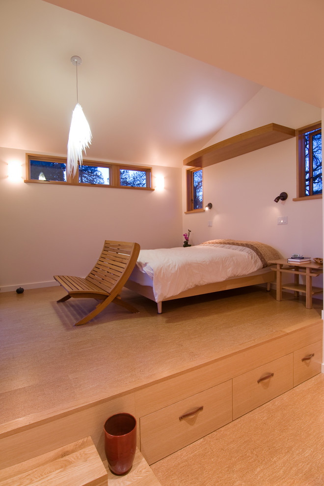 Trendy bedroom photo