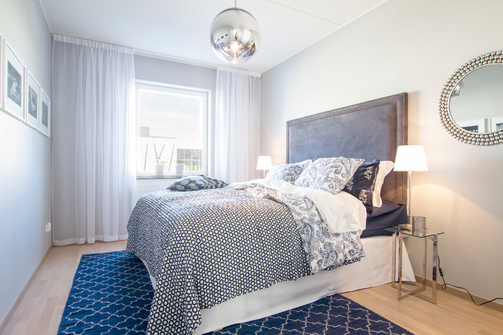 Immagine di una camera da letto scandinava