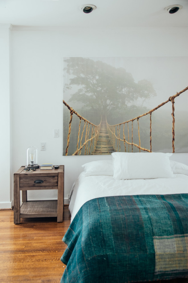 Bedroom - eclectic bedroom idea in Los Angeles