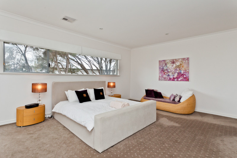 Inspiration for a contemporary bedroom in Perth.
