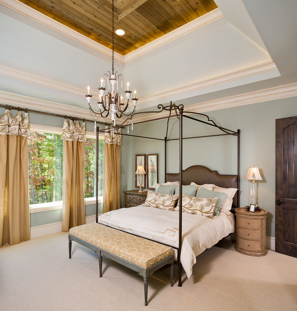 Свежая идея для дизайна: хозяйская спальня в стиле модернизм с зелеными стенами и ковровым покрытием без камина - отличное фото интерьера