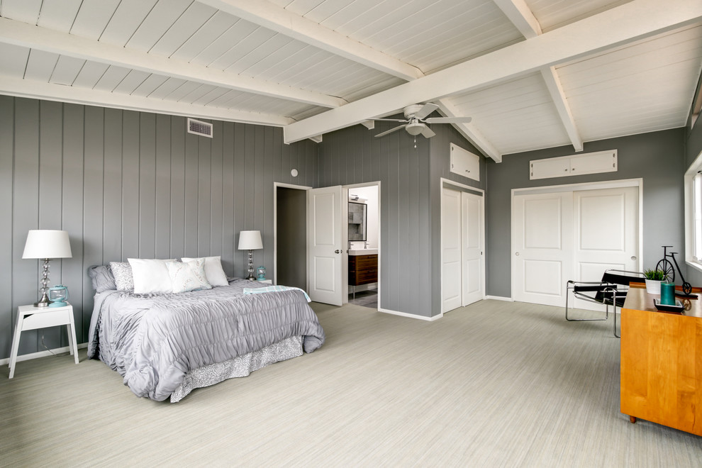 Inspiration for a large modern master carpeted bedroom remodel in San Diego with gray walls and no fireplace