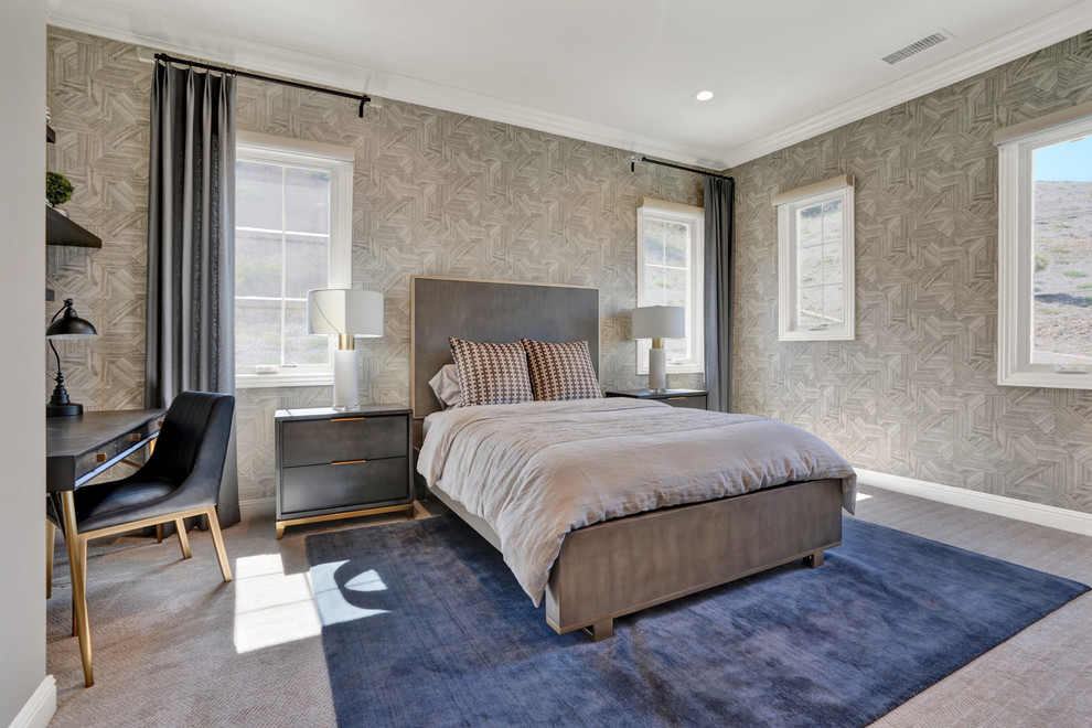 Ejemplo de habitación de invitados actual con paredes grises y moqueta