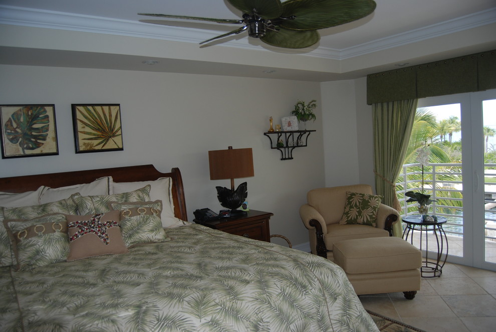 Bild på ett tropiskt sovrum
