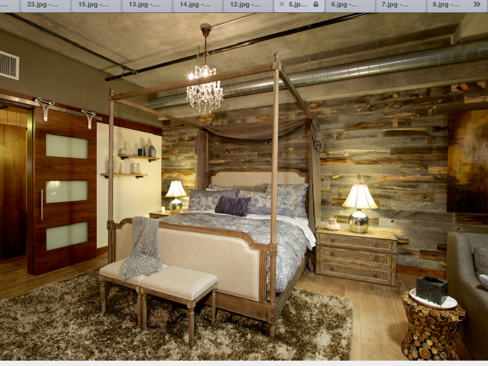 Example of a bedroom design in San Diego