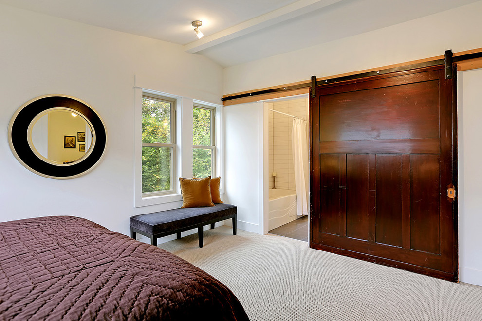 Bedroom - craftsman bedroom idea in Seattle