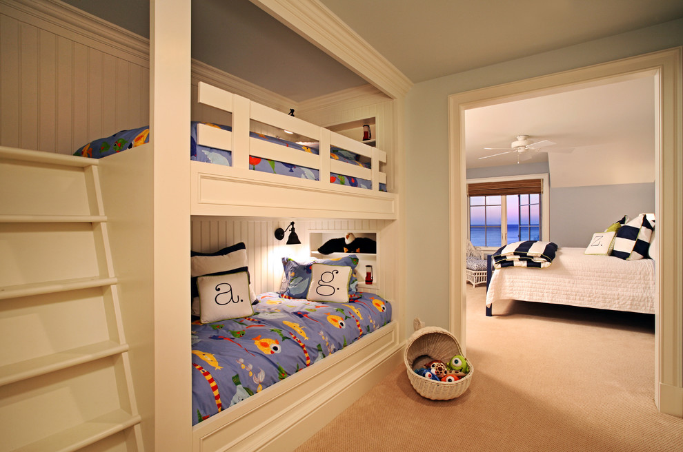 Foto de habitación de invitados contemporánea grande con paredes beige y moqueta