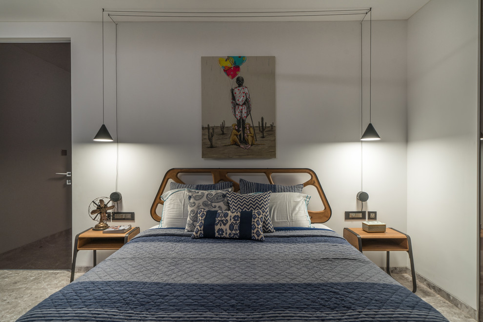 Стильный дизайн: гостевая спальня (комната для гостей) в современном стиле с белыми стенами и серым полом - последний тренд