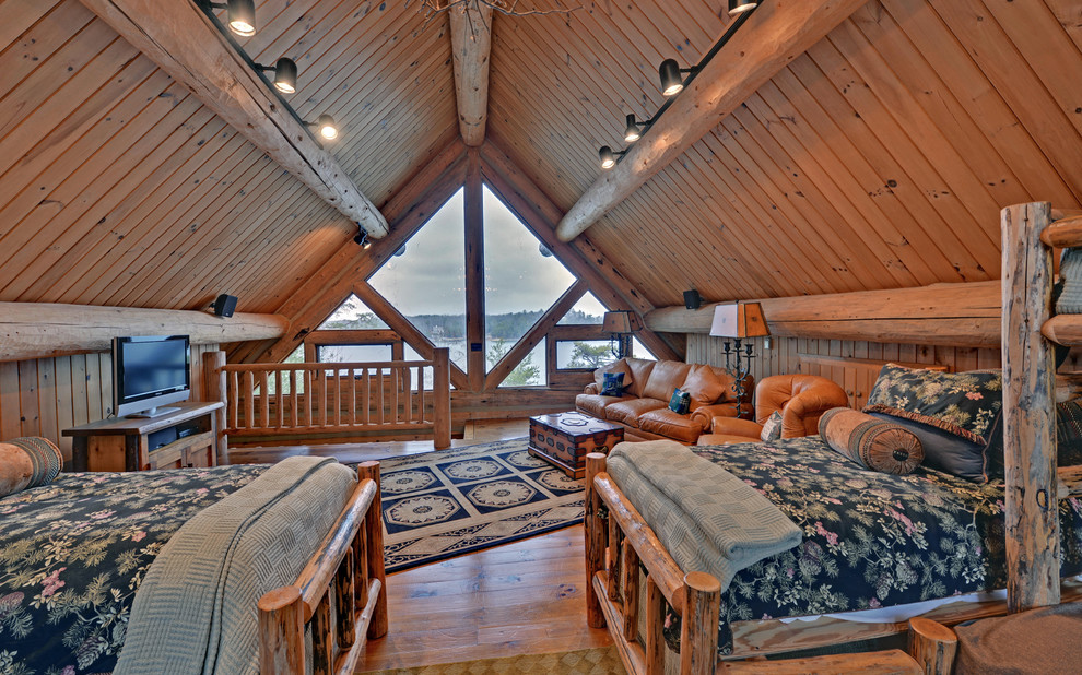 Lake Blue Ridge Custom Log Home Traditional Bedroom Atlanta By Envision Web Houzz - Log Home Loft Decorating Ideas