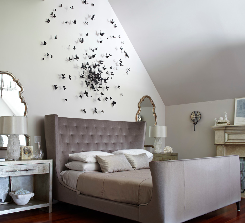 Idee per una camera da letto tradizionale con pareti bianche