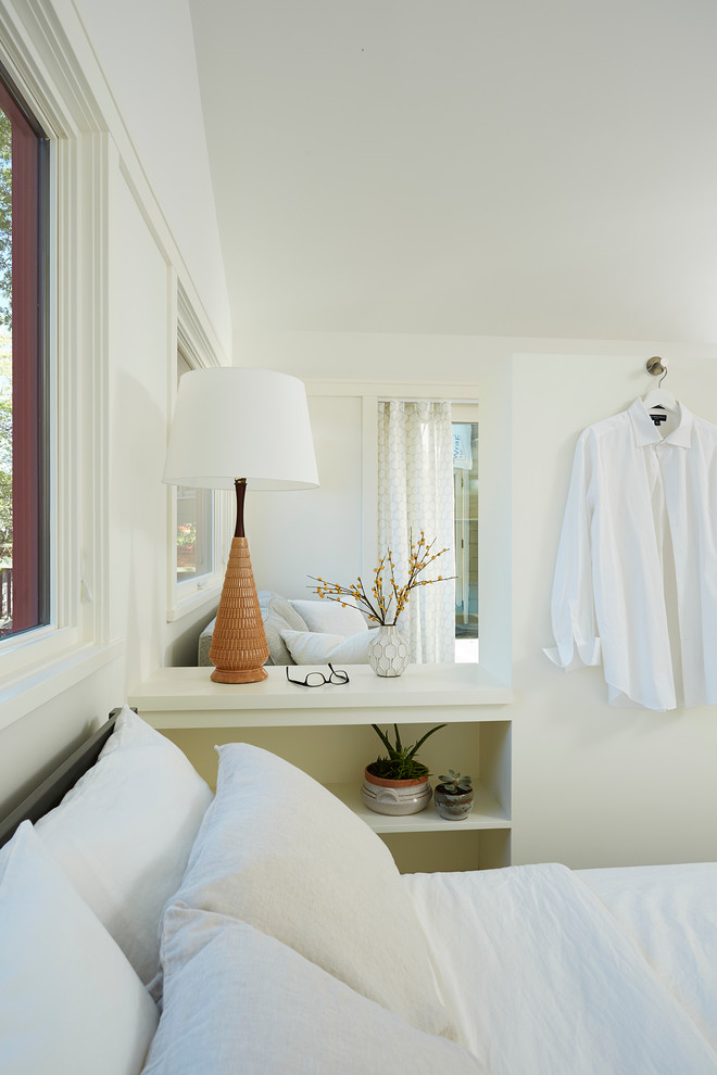 ミネアポリスにあるトランジショナルスタイルのおしゃれな寝室のレイアウト