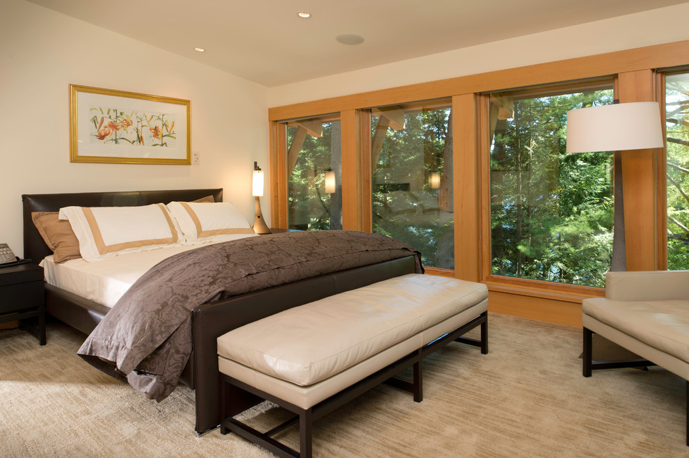 Classic bedroom in New York.