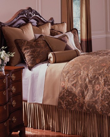 Example of a bedroom design in Houston