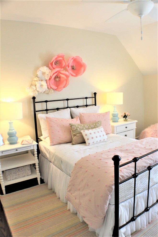 Little Girl Heave - 2nd of 3 Bedroom Designs for Sisters - Transitional ...