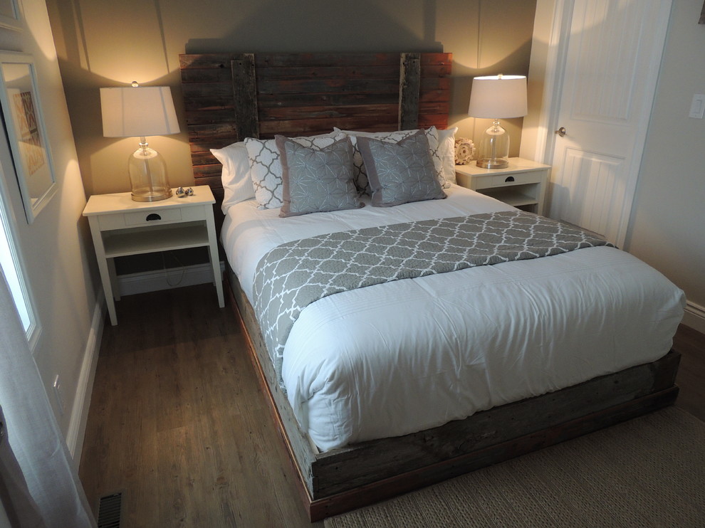 Design ideas for a country bedroom in Napier-Hastings.