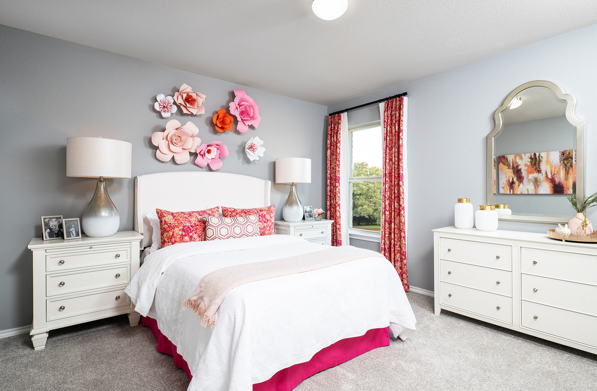 75 Beautiful White Bedroom Pictures Ideas January 2021 Houzz