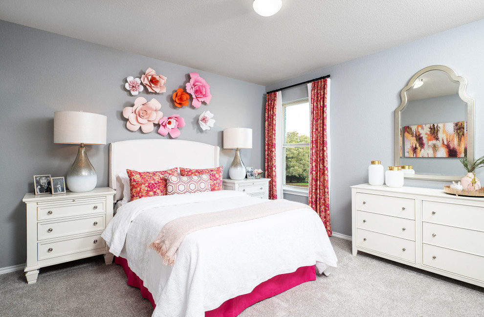Traditional grey and pink and grey and silver bedroom in Dallas with grey walls, carpet and grey floors.