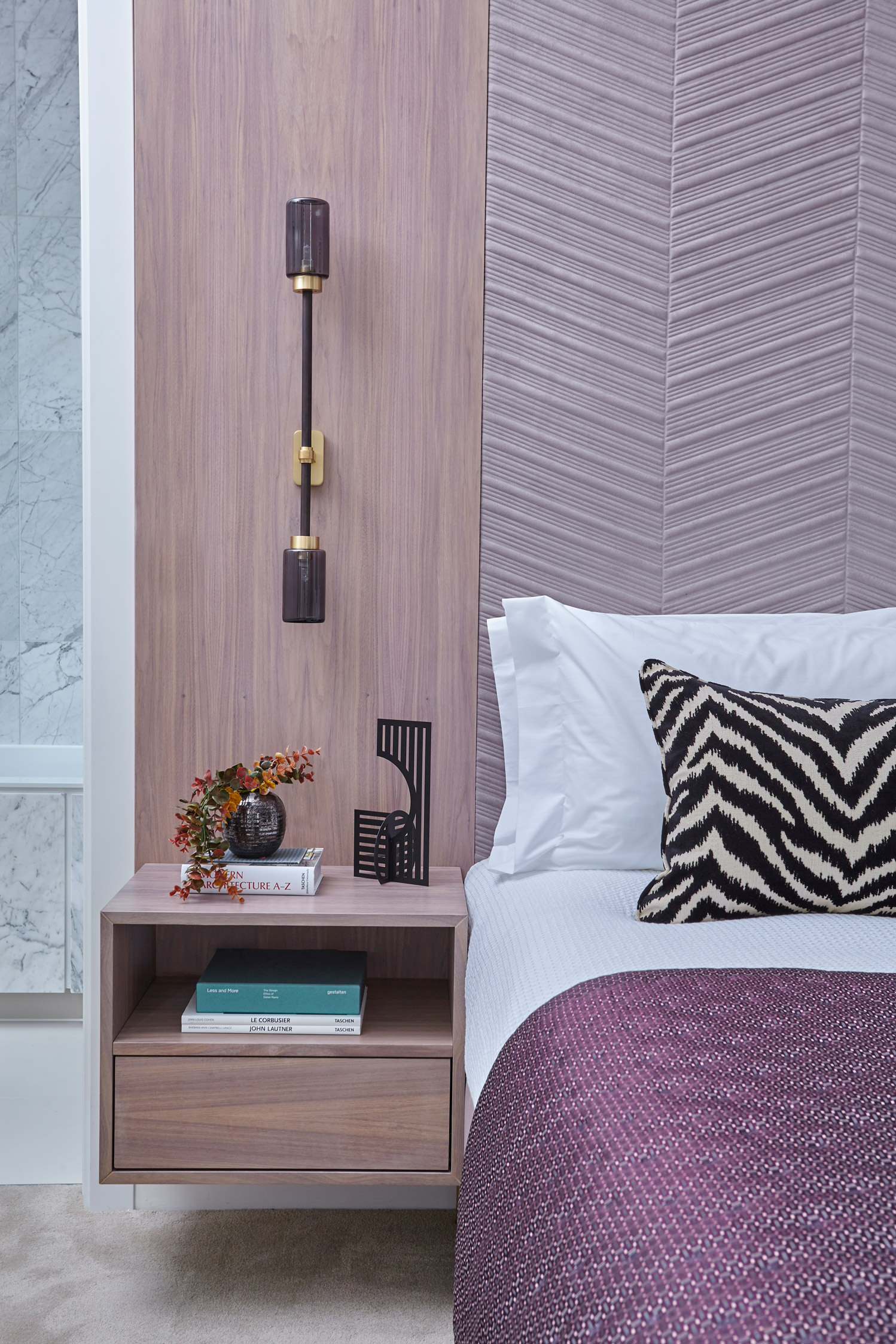 Lilac ložnice: design interiéru ložnice s 53 fotografiemi