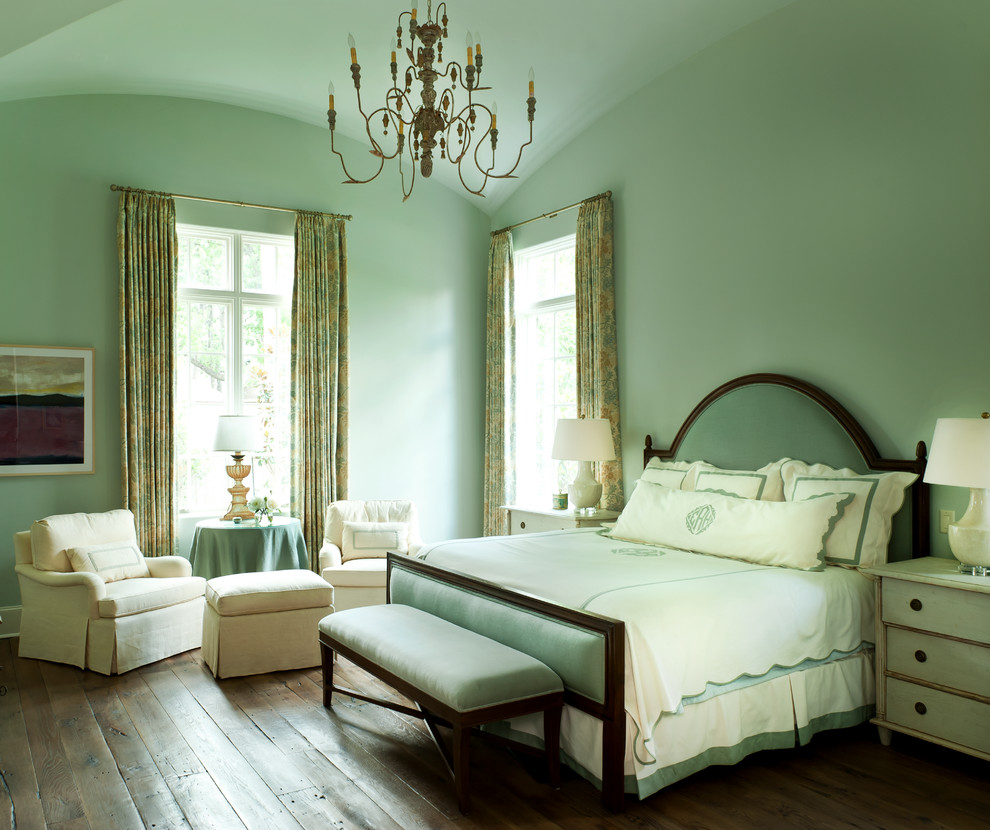 Idéer för att renovera ett vintage sovrum, med gröna väggar