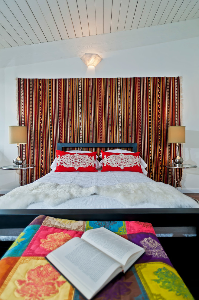 Bedroom - eclectic bedroom idea in Los Angeles with white walls