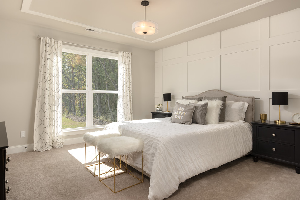 Cette photo montre une chambre avec moquette nature avec un mur blanc, aucune cheminée et un sol gris.