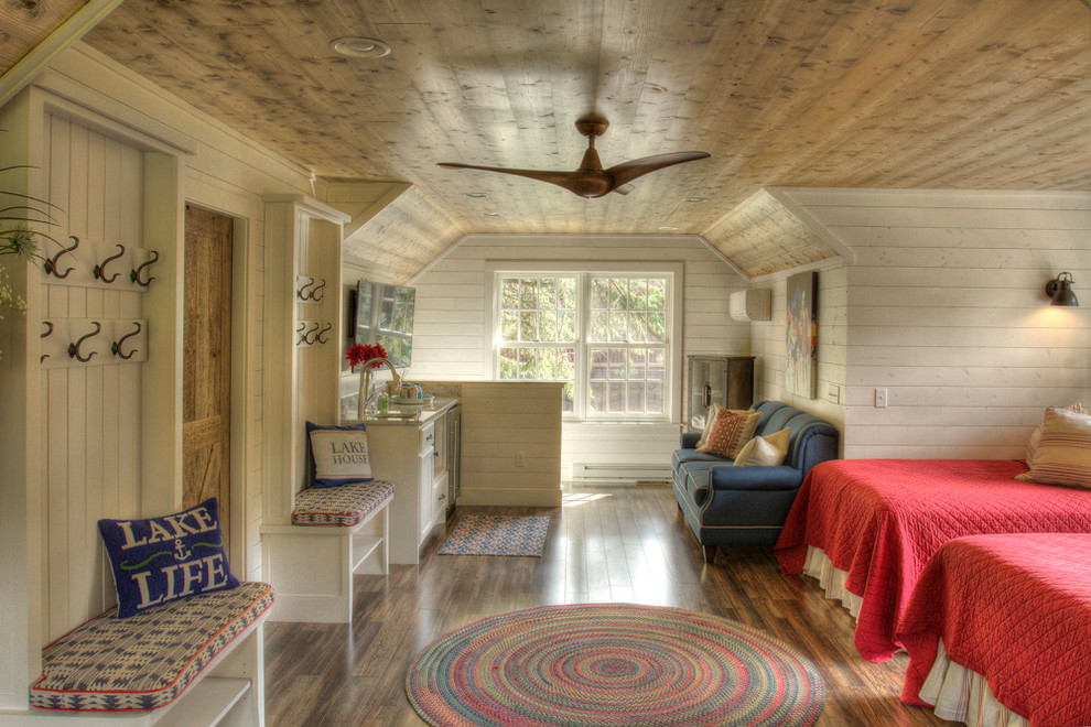 Lower Whitefish Lake 1 Farmhouse Bedroom Minneapolis by Lands