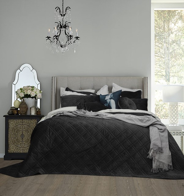 Luxe Velvet Bedspread Set Charocoal Queen and King Size Dormitorio