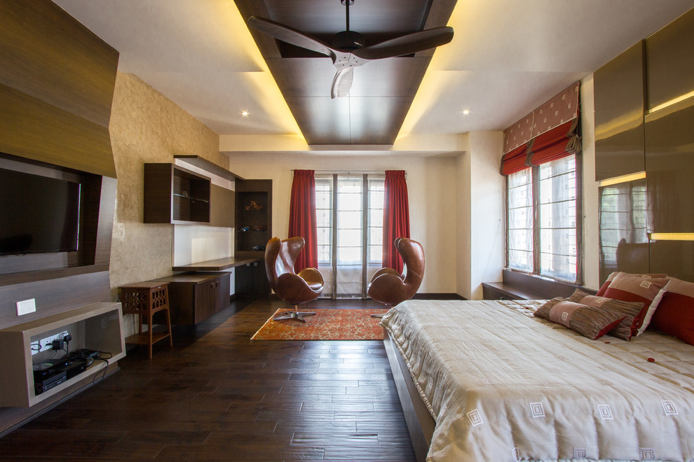バンガロールにあるモダンスタイルのおしゃれな寝室のインテリア