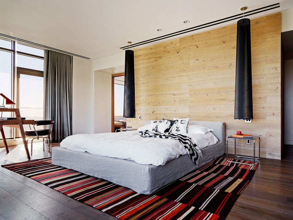 Inspiration for a mid-sized contemporary bedroom remodel in Los Angeles