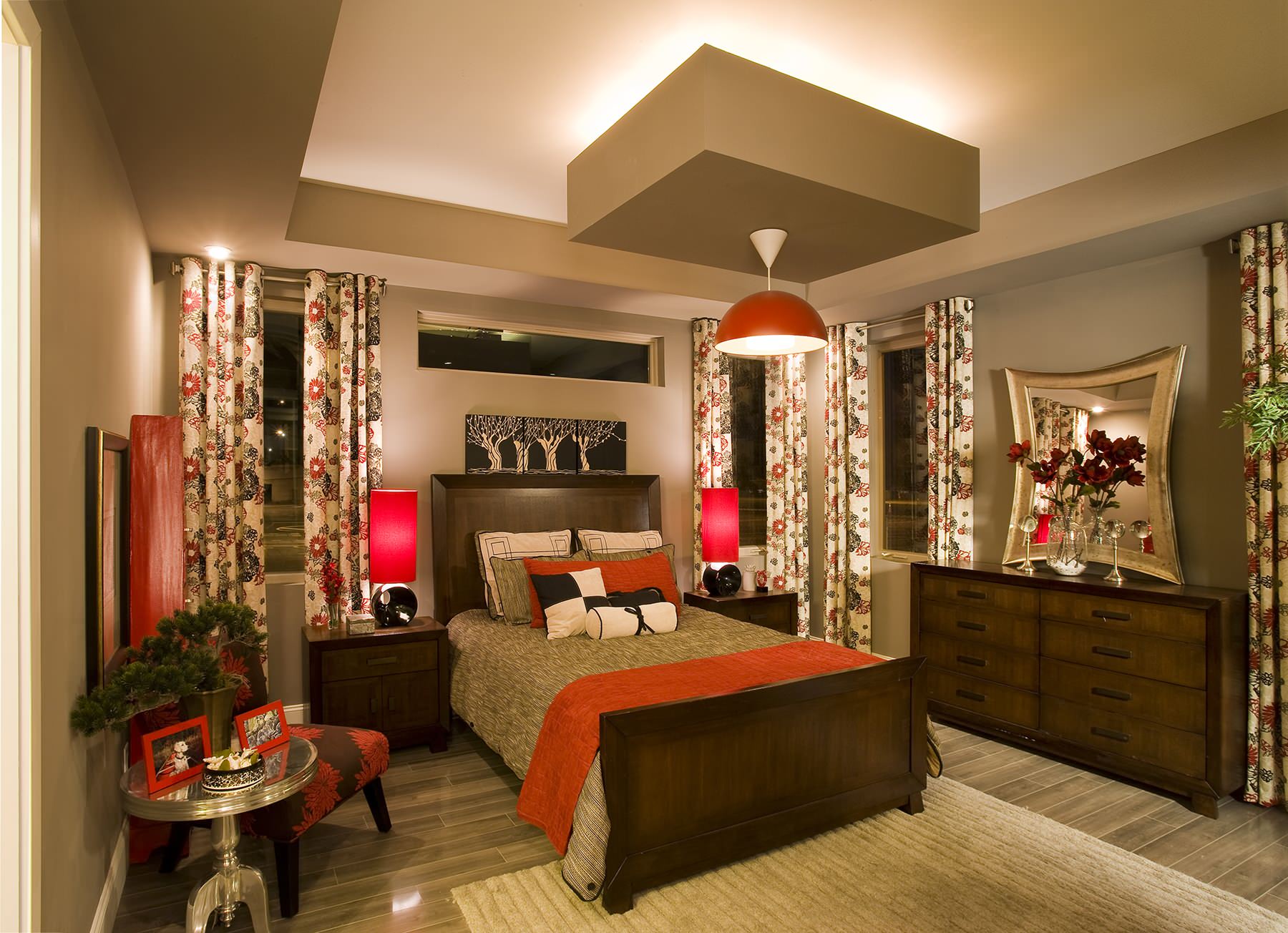 red and gold room ideas