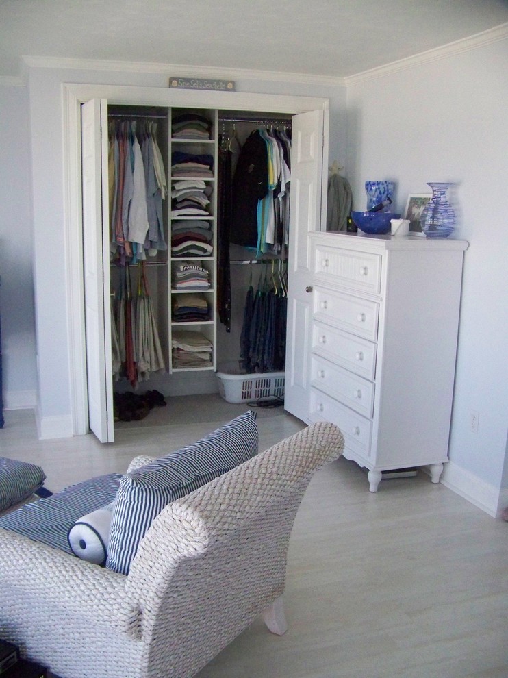 Marthas Vineyard Cape Cod Closet Design Traditional Bedroom