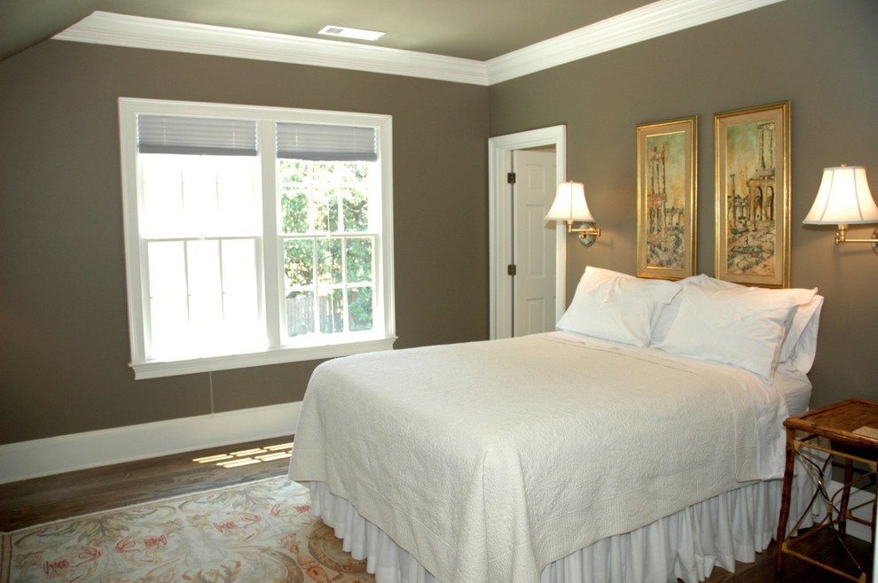 Design ideas for a classic bedroom in Atlanta.