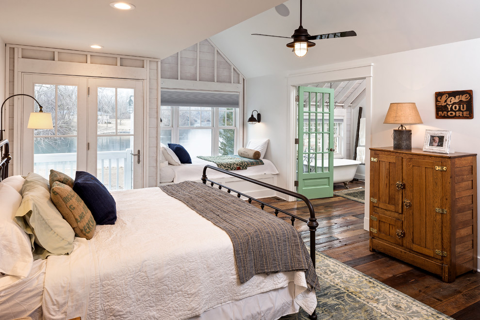 Example of a cottage chic bedroom design in Chicago