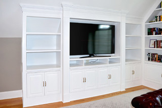 Master Bedroom Entertainment Center & Built-in Bookcase System ...