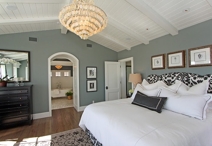 Inspiration for a bedroom remodel in Orange County