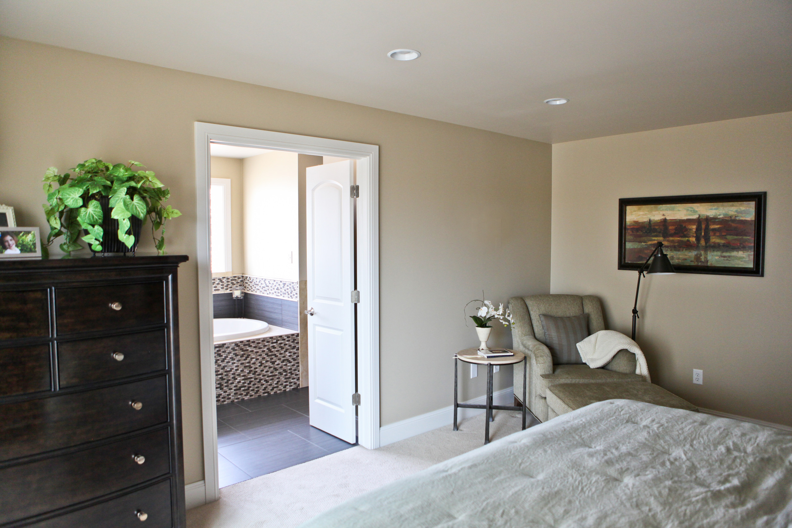 Master Bedroom Reading Chair Houzz