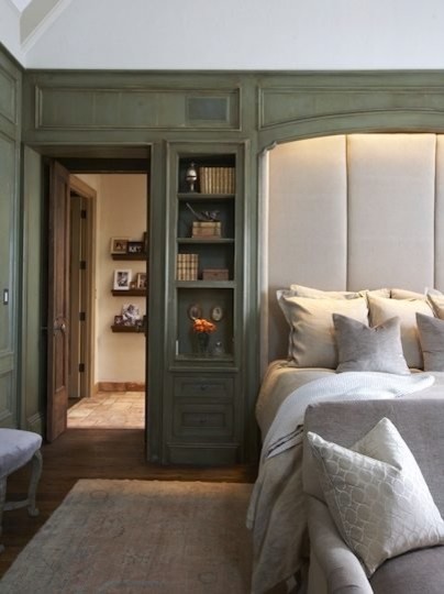 This is an example of a bedroom in Birmingham.
