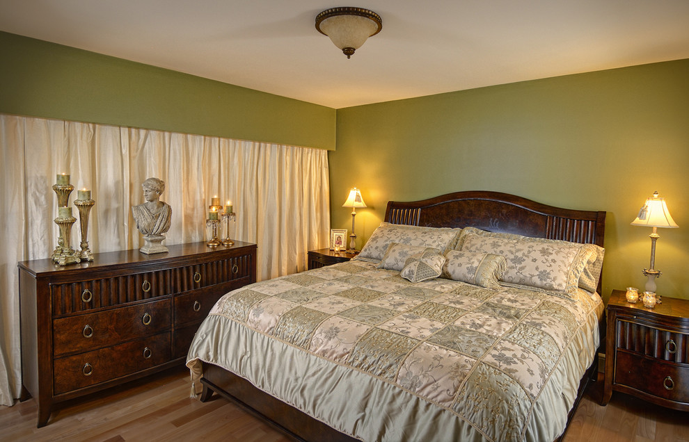 Design ideas for a classic bedroom in Other.