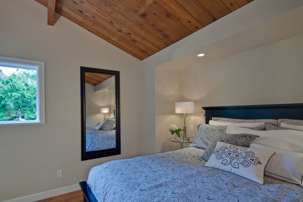 Inspiration for a transitional bedroom remodel in Vancouver