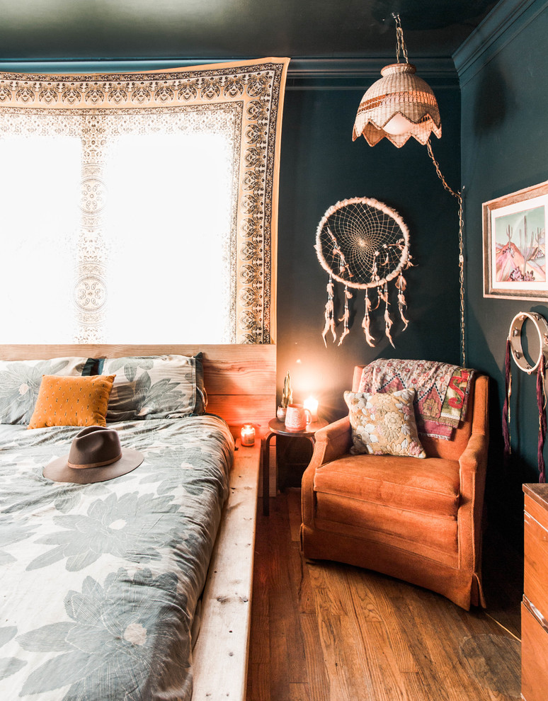 Bedroom - eclectic bedroom idea in Nashville